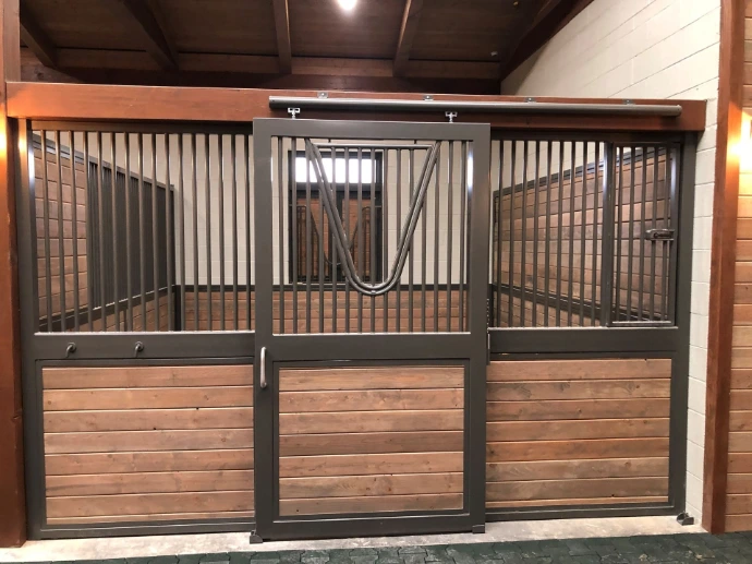 Lucas Equine Equipment Full Height Feed Door