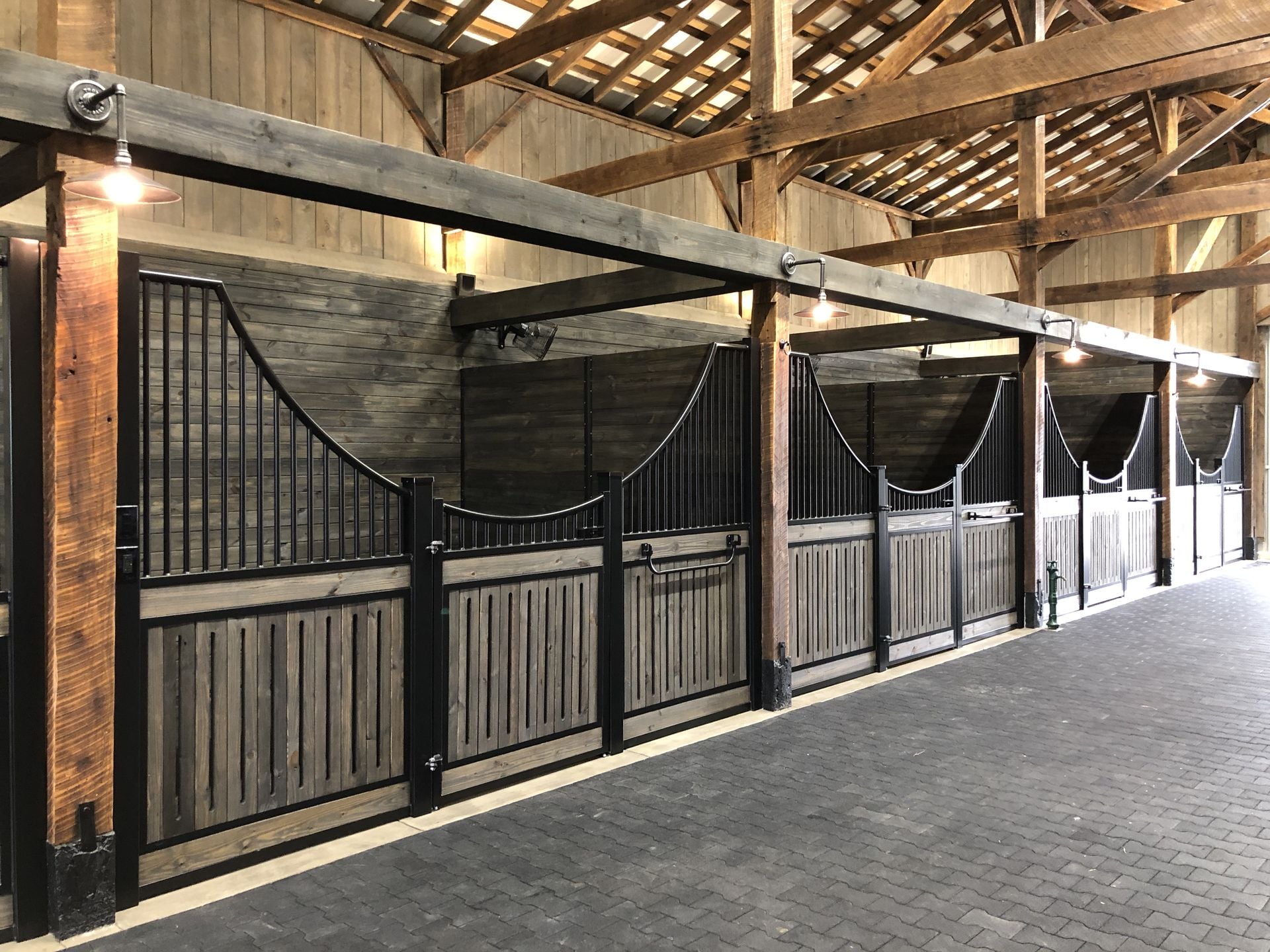 Magnolia Stall Front with Vented Vertical Wood Fill and Slotted Wood